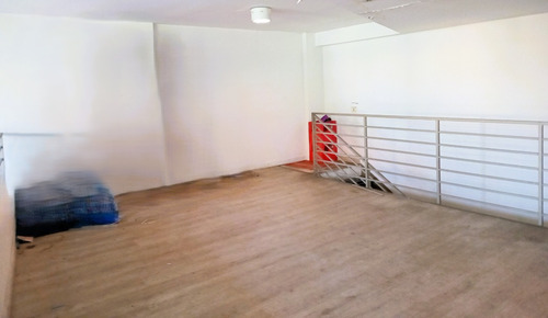Local Comercial En Sta Rosa 827, Santiago