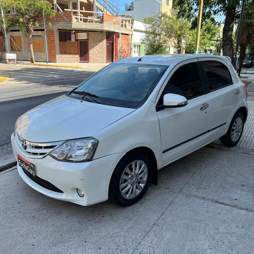 Imagen 1 de 25 de Toyota Etios 1.5 Xls