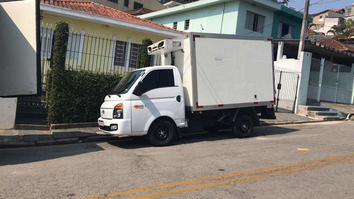 Imagem 4 de 9 de Hyundai Hr 2021 2.5 Hd Cab. Curta S/ Carroceria Tci 2p
