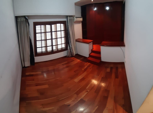 Venta Casa 4 Ambientes En Bernal