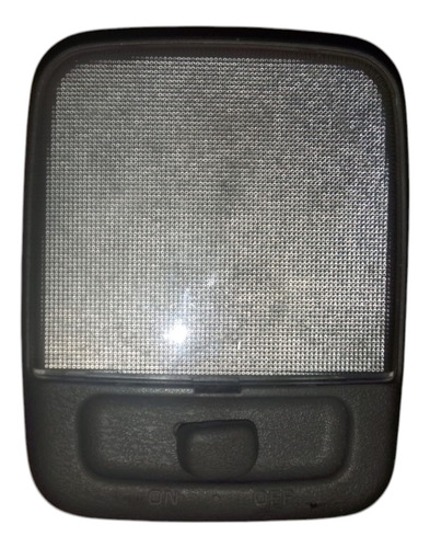 Luz De Cortesía Nissan Xterra Original Mod 98/ 05 (Usado)