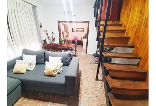 Casa En Venta En Llavallol 5 Ambientes