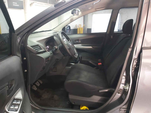 Imagen 10 de 15 de Toyota Avanza 2017 5p Premium L4/1.5 Man