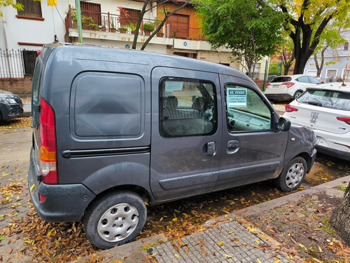 Renault Kangoo confort 1.6cd aa da svt1pl (600kg)