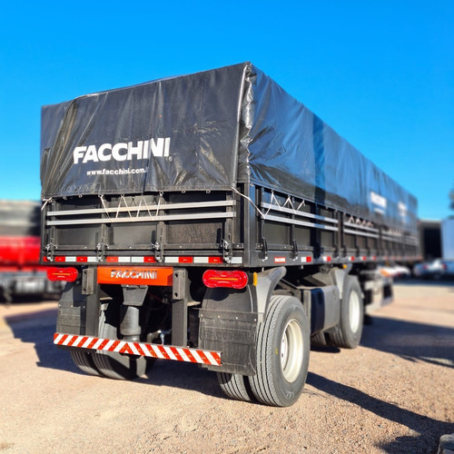 Imagem 5 de 15 de Carreta Ls Graneleira Facchini 2 Eixos Vanderleia 10.5m 2021