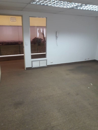 Imagen 6 de 9 de Alquilo Local 500mts2 Los Cedros