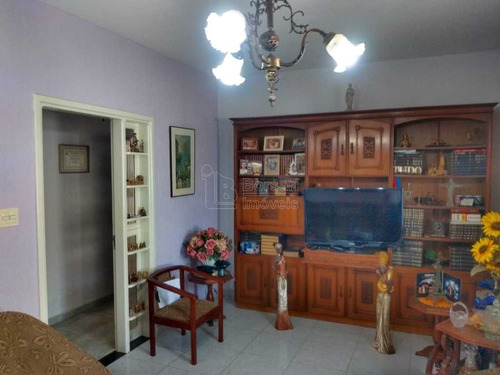 Imagem 3 de 6 de Venda De Casas / Padrão Na Cidade De Araraquara 10578