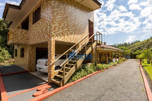 Chácara A Venda Em São Jose Dos Pinais Rica Em Recursos Hídricos Casa Piscina Tanque E Cascatas. - Ch0206
