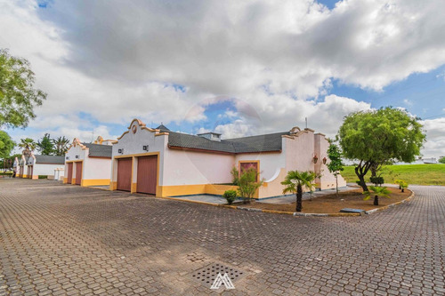 Venta De Hotel De Alta Rotatividad En Canelones
