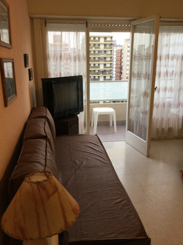 Imagen 2 de 11 de Alquiler Departamento Miramar 2 Amb 4 Personas 2 Cuadras Playa Y 1 Peatonal
