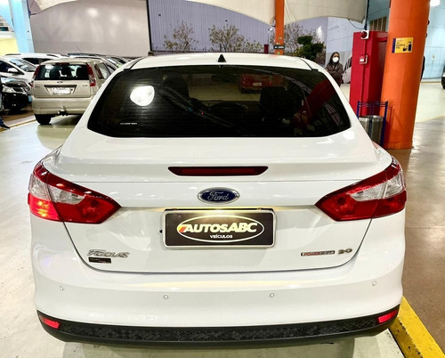 Imagem 9 de 15 de Ford Focus 2.0 Se Plus Sedan 2015 ( Absolutamente Novo )