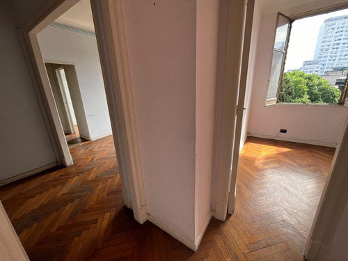Venta Caballito Departamento 4 Ambientes Frente