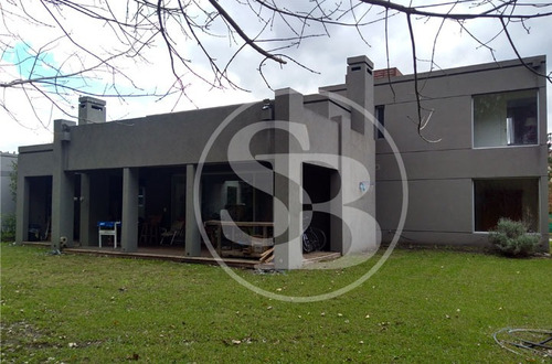 Casa En Venta En El Cardal I