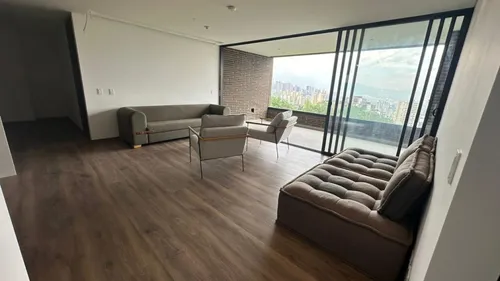 Apartamento En Venta En El Poblado, Las Palmas. Cod V12671
