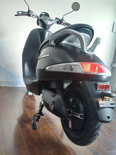 Imagen 13 de 25 de Moto Electrica Sunra Grace Argentina 800 Litio No Soco