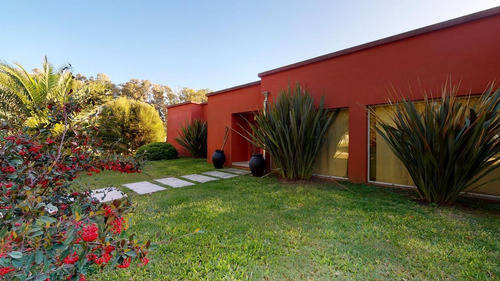 Imagen 2 de 23 de Casa En Venta Club De Campo Campos De Roca 2