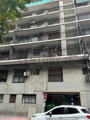 Venta Departamento 2 Ambientes Balcon Flores