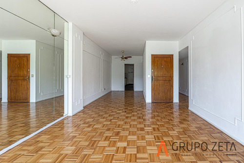 Departamento En Recoleta Luminos Cuatro Ambientes Hospital Rivadavia
