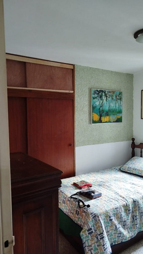 Se Vende Cómodo Apartamento, Ubicado En San Antonio De Los Altos. Residencia Los Altos.nc