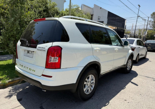 Ssangyong Rexton Aut 2015