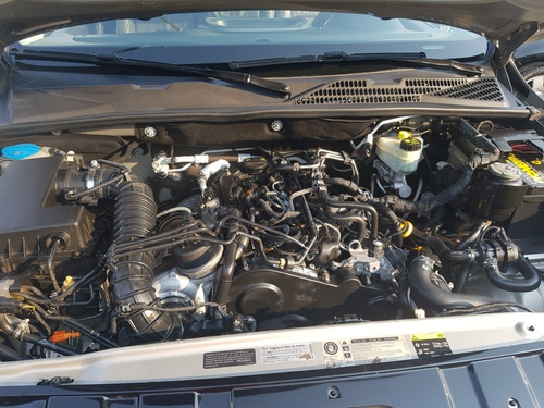 Imagem 8 de 10 de Volkswagen Amarok 2016 2.0 Highline Cab. Dupla 4x4 4p