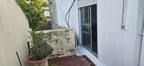 Vendo - Apartamento En Zona 2 Dorm. Centro - U$s 75.000 + Bhu