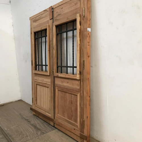 Puerta De 2 Hojas Colonial Con Reja - Cod: 5706