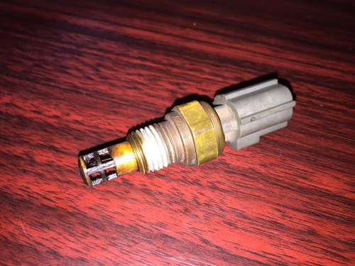 Sensor Temperatura Aire Cherokee 99-04 Num De Part: 56027872 (Usado)