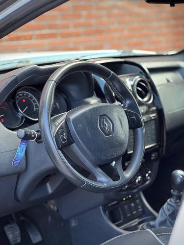 Renault Duster Oroch 2.0 Privilege