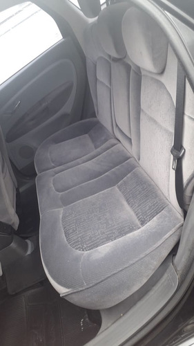 Imagem 8 de 14 de Sucata Fiat Linea Hlx 1.9 Flex 2010 - Rs Auto Peças Farroupi