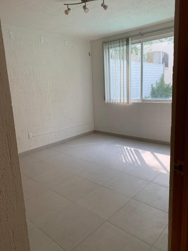 Excelente Casa En Condiminio En Cuajimalpa. 4 Recámaras. A 15 Min De Santa Fe E Interlomas