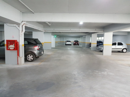 Imagen 3 de 5 de Cochera Fija Cubierta Dueño Directo (12,5 M2 - Escriturada)
