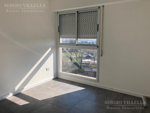 Imagen 7 de 7 de Catamarca Al 3600 - Amplio Departamento De Un Dormitorio.