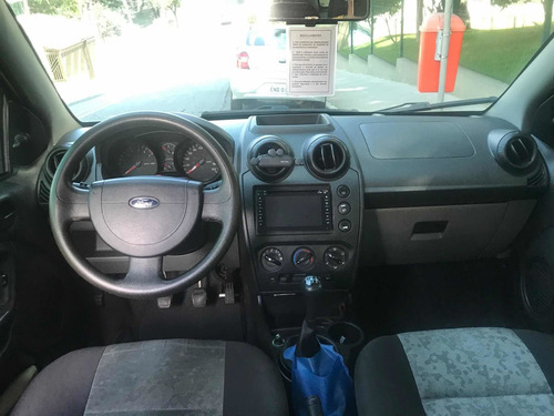 Ford Fiesta Sedan 2008 1.0 Flex 4p