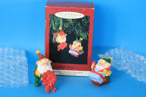2 Elfos Keepsake Ornament Adorno Navideño (Usado)