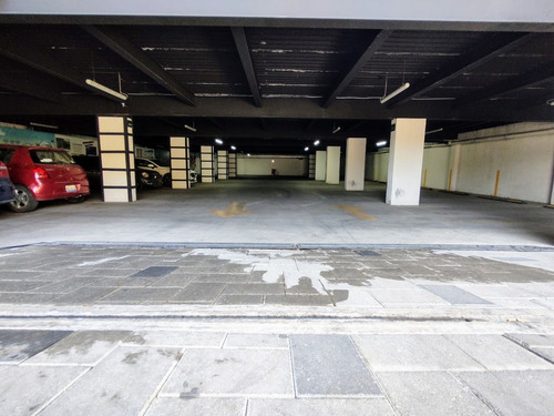 Local En Renta Plaza Avanzza, Av. El Jacal