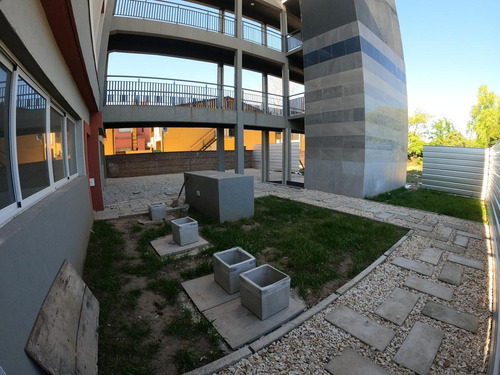 Imagen 12 de 17 de Departamento En Venta, Felipe Boero 510 (2° Piso, N°3), Belén De Escobar