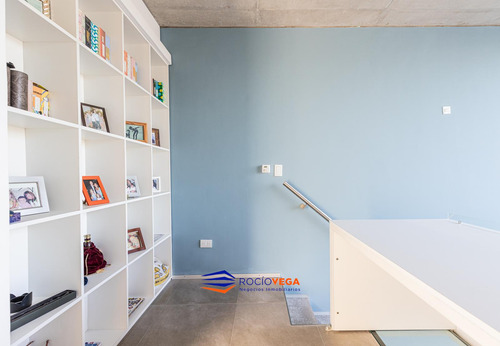 Casa En Venta En Country Terravista,general Rodriguez Fondo A Laguna