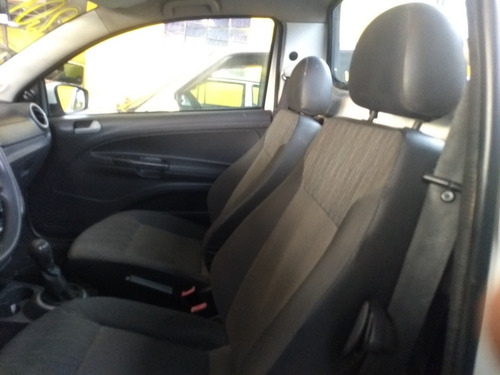 Saveiro 1.6 Cab. Simples Total Flex 2p 2014 Completa