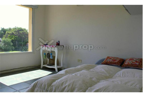 Casa De 5 Dormitorios Y 5 Baños Linea Norte Mar