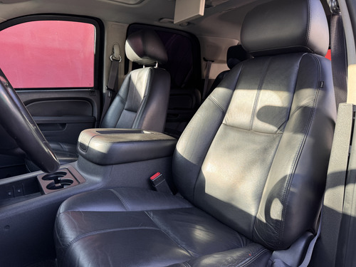 Chevrolet Tahoe E Suv Piel Cd 2a Fila Asientos 4x4 At