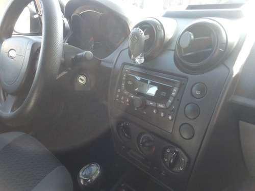 Ford Fiesta 1.6 Ambiente Mp3 2007