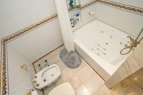 Imagen 19 de 30 de Avenida Libertador 2300 Y Bulnes 210 M2 1 Cochera