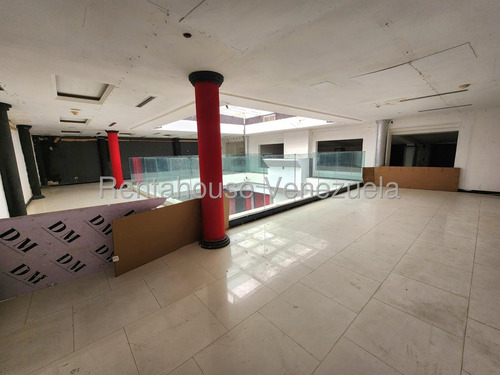 Local Comercial En Venta En Las Mercedes Terreno Caracas