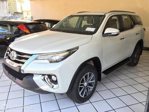 Toyota Sw4 2.8 Tdi Srx 5 Lug 4x4 Aut. 5p Completo 0km2019
