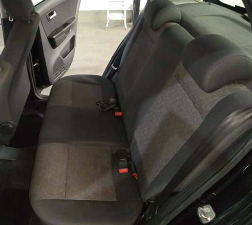 Imagem 6 de 9 de Vw Fox 1.0 Gii