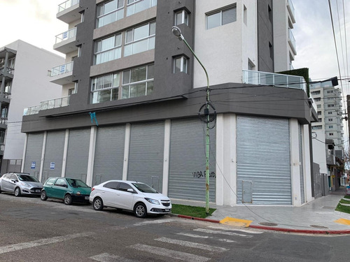 Imagen 2 de 9 de A Estrenar Local Comercial Centrico