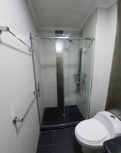 Imagen 10 de 17 de En Venta Apartamento Costa Guaica Ve03-0489