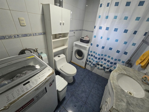 Amplia Casa En Venta De 3 Dorm. Y 1 Baño En San Miguel
