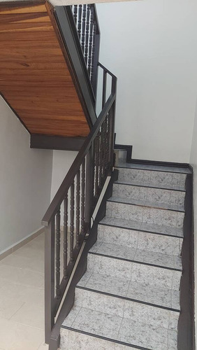 Imagen 13 de 14 de Casa En Venta En La Esmeralda 147mts Alexandra Ramírez 04147041922